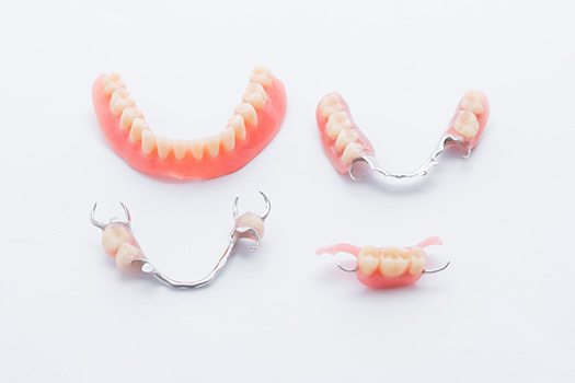 Different types of dentures